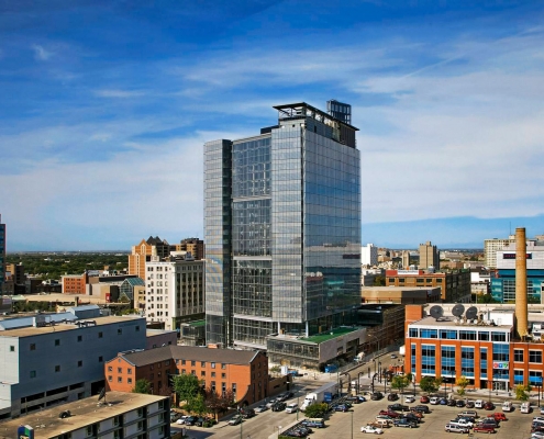 دعوت نامه منیتوبا برای کارگران ماهر و فارغ التحصیلان